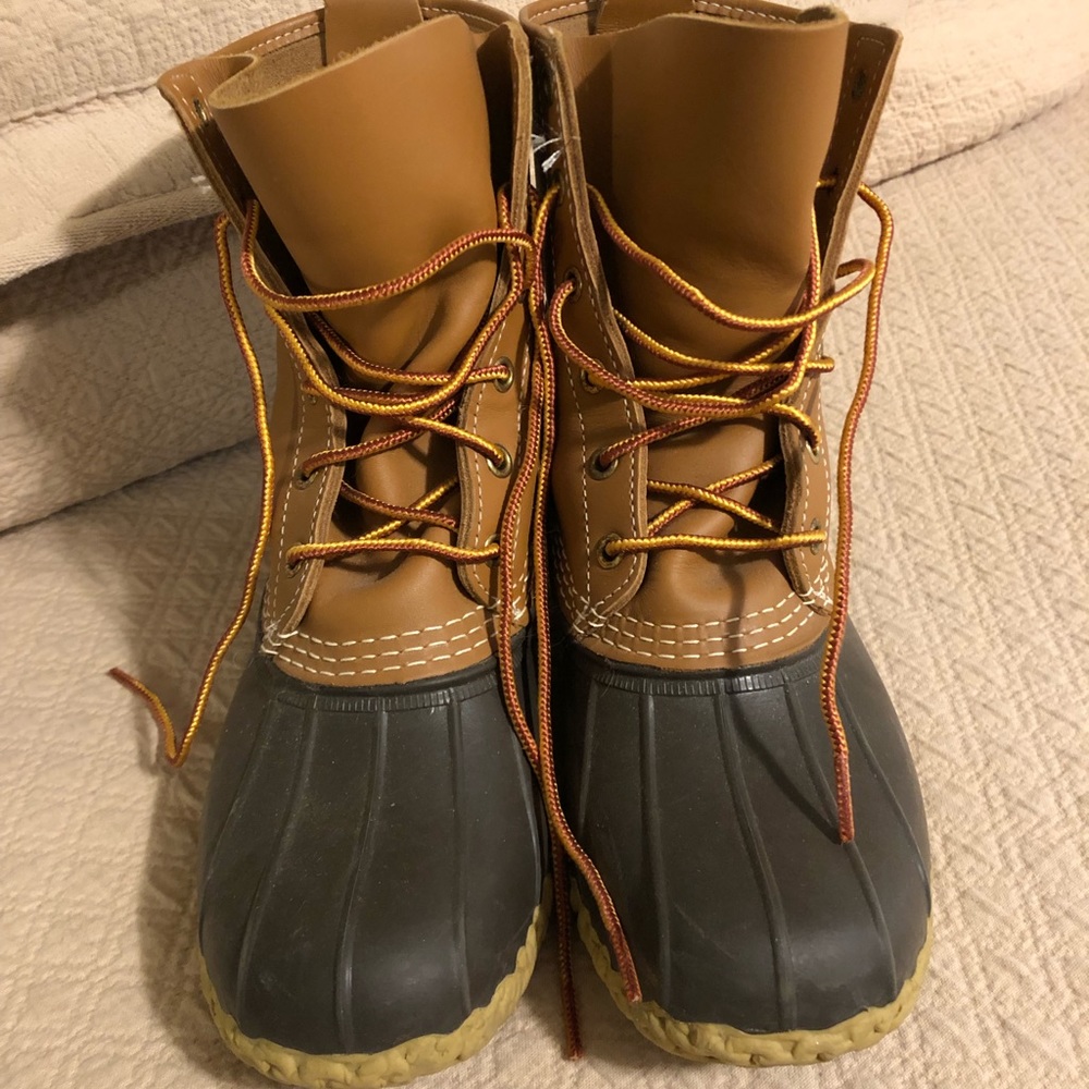 Women’s Authentic L.L. Bean Duck Boots 8”